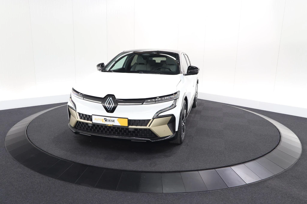 Renault Megane E-Tech – foto 2