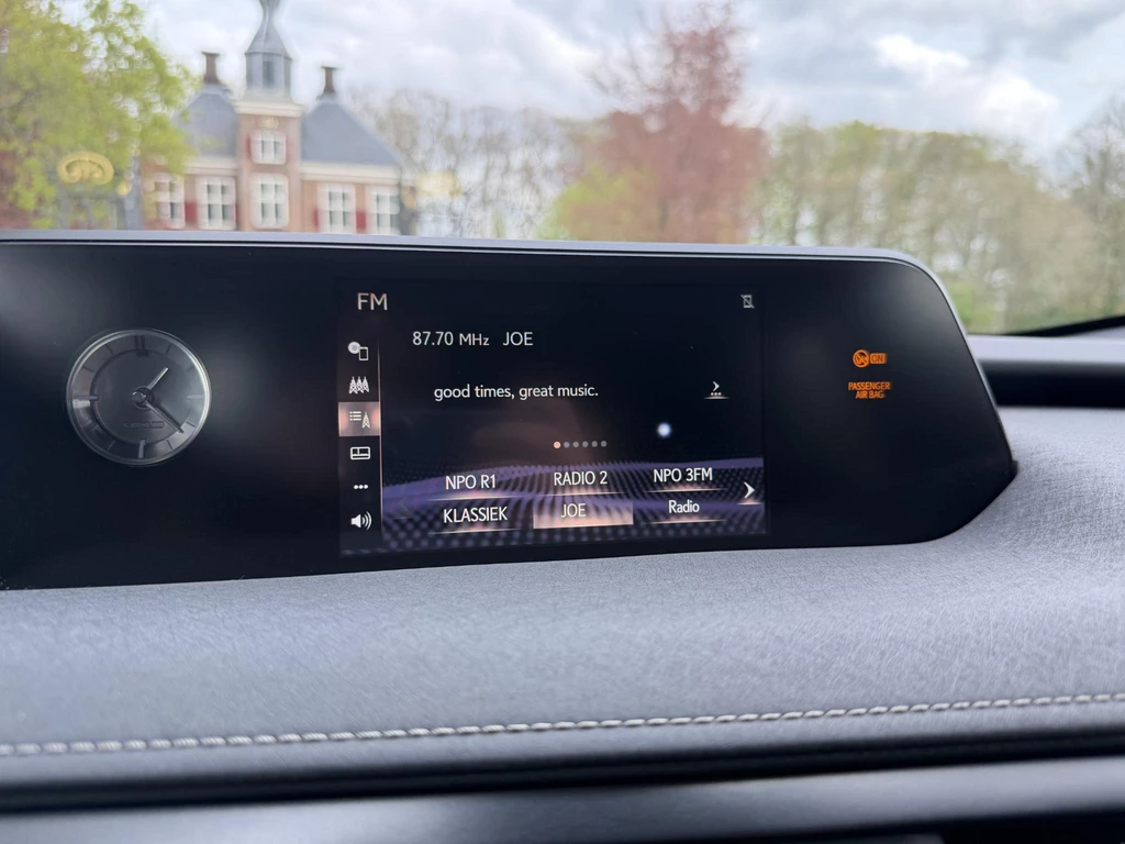 Lexus UX – foto 17