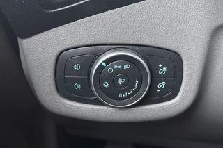 Ford Transit Connect – thumbnail 15
