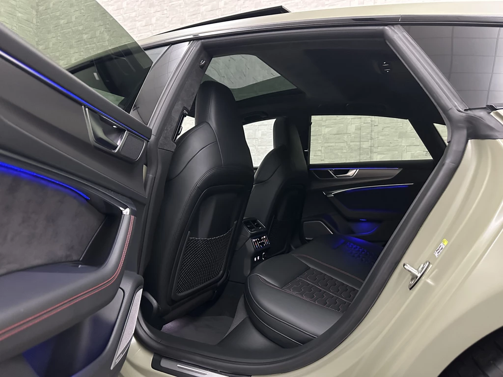 Audi RS7 – foto 12