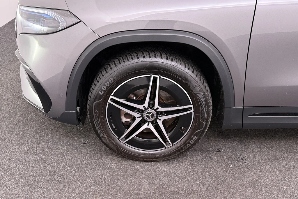 Mercedes-Benz EQA – foto 8