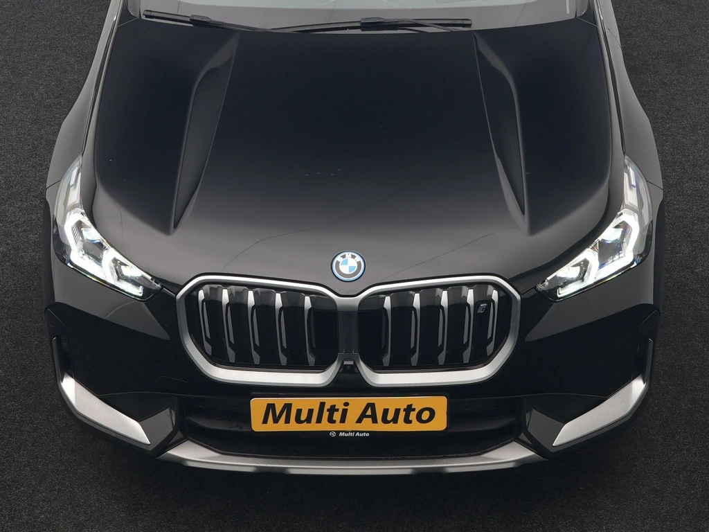 BMW iX1 – foto 11