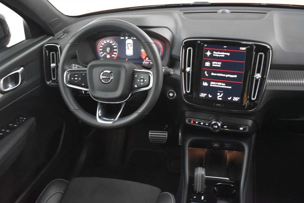 Volvo XC40 – foto 12