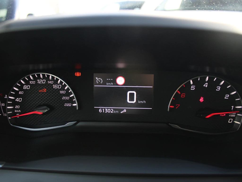 Peugeot 208 – foto 23