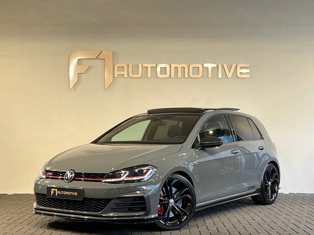 Volkswagen Golf – foto 1