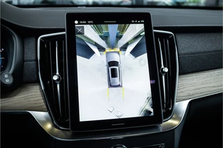 Volvo XC90 – thumbnail 16