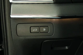 Volvo XC90 – thumbnail 25