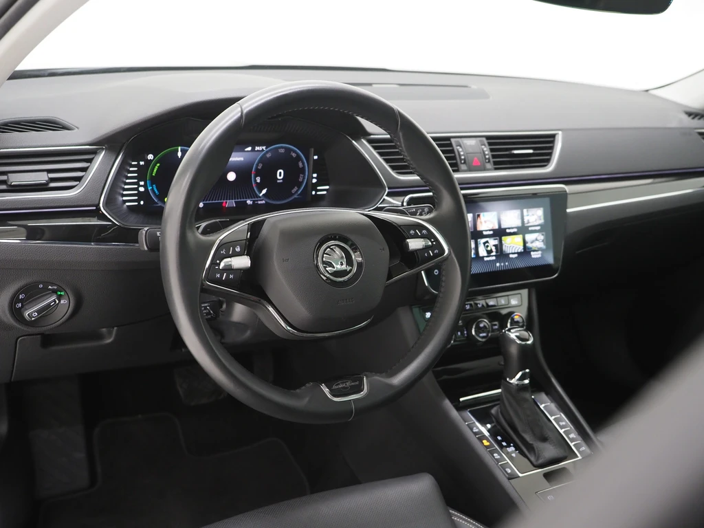 Škoda Superb – foto 18