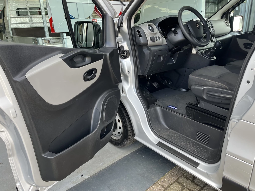 Renault Trafic – foto 11