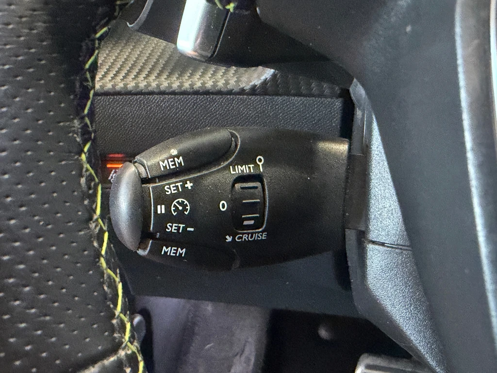 Peugeot 208 – foto 19