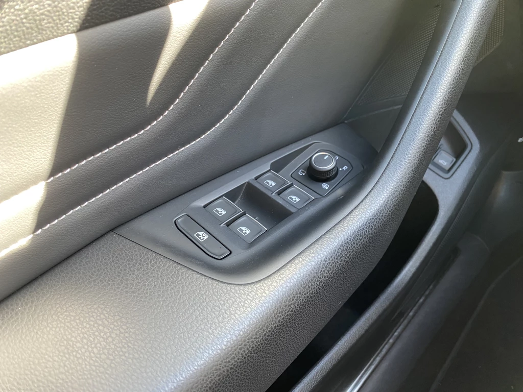 Volkswagen Passat – foto 27