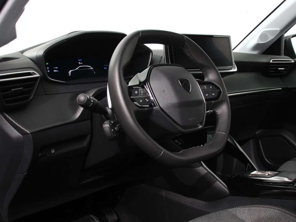 Peugeot 208 – foto 10