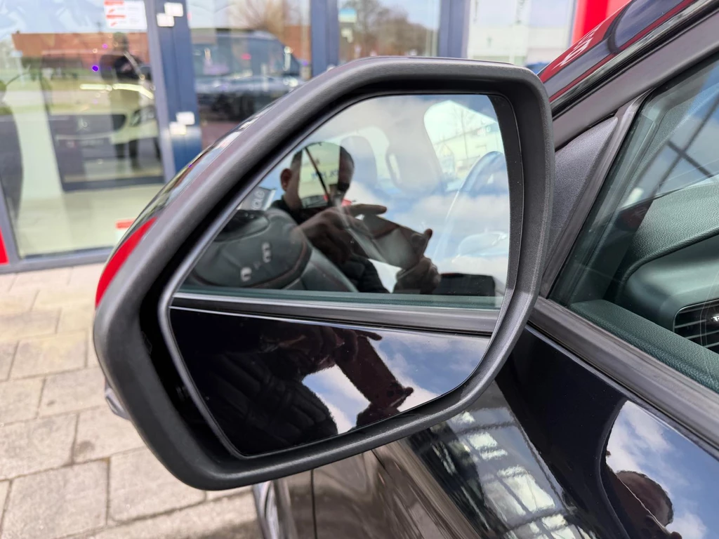 Ford Explorer – foto 11