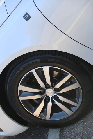 Peugeot 308 – thumbnail 6