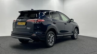 Toyota RAV4 – thumbnail 5