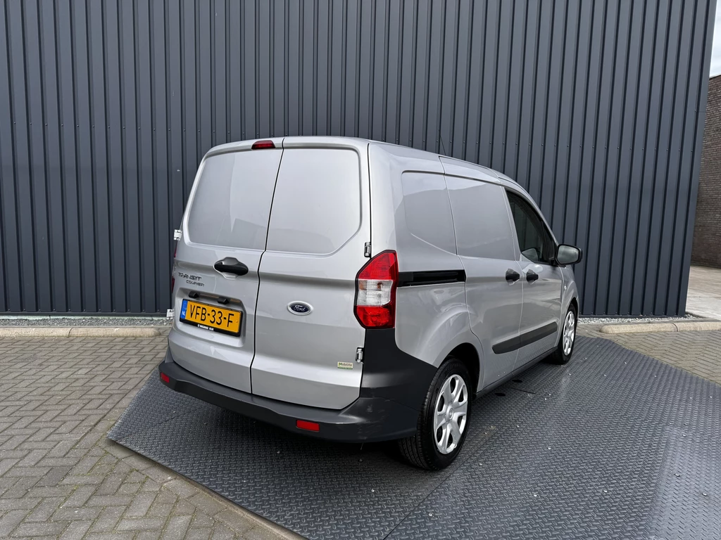 Ford Transit Courier – foto 12