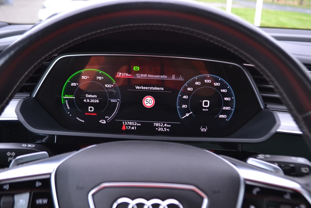 Audi e-tron – foto 23
