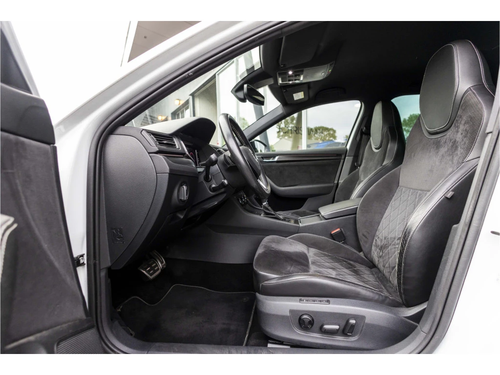 Škoda Superb – foto 12