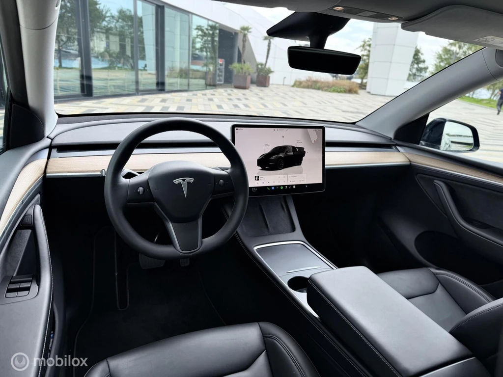 Tesla Model Y – foto 12