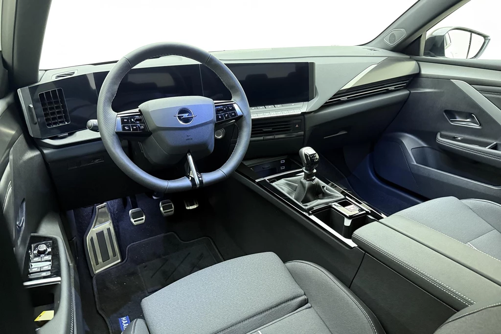Opel Astra – foto 16