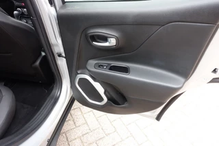 Jeep Renegade – thumbnail 14