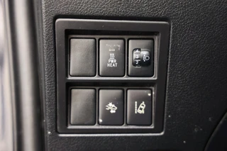 Toyota Hilux – thumbnail 18