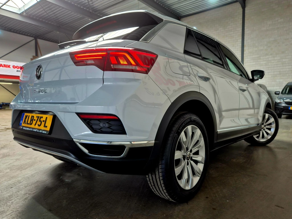 Volkswagen T-Roc – foto 8