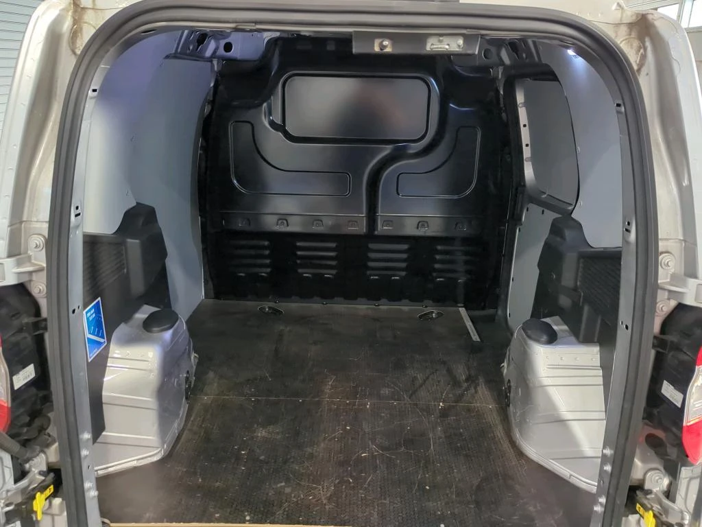 Ford Transit Courier – foto 8