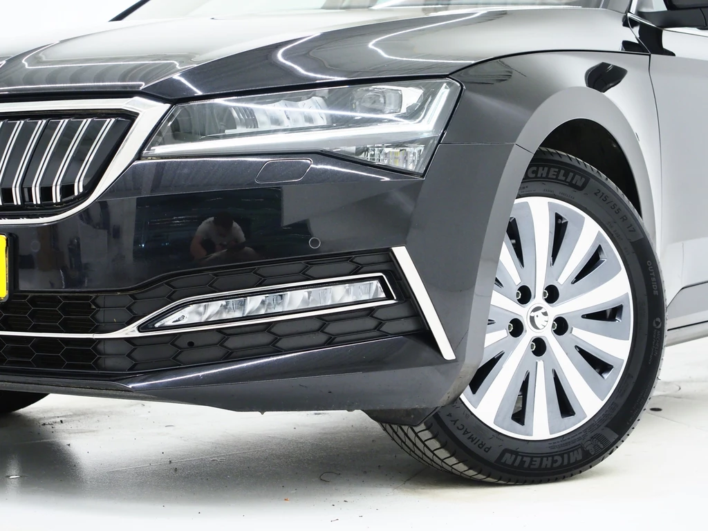 Škoda Superb – foto 11