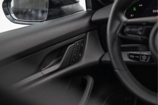 Porsche Taycan – thumbnail 21