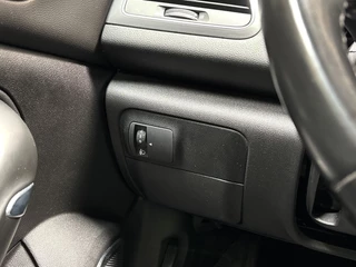 Renault Mégane Estate – thumbnail 18