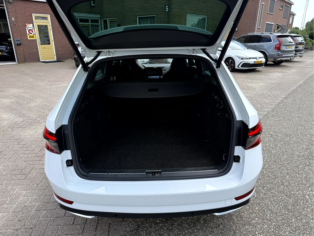 Škoda Superb – foto 21