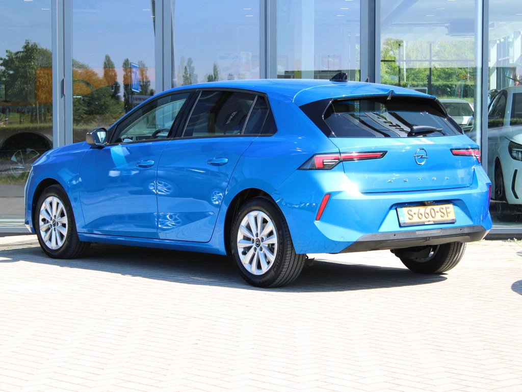 Opel Astra – foto 2