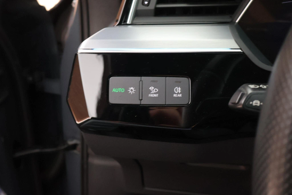 Audi Q8 e-tron – foto 18