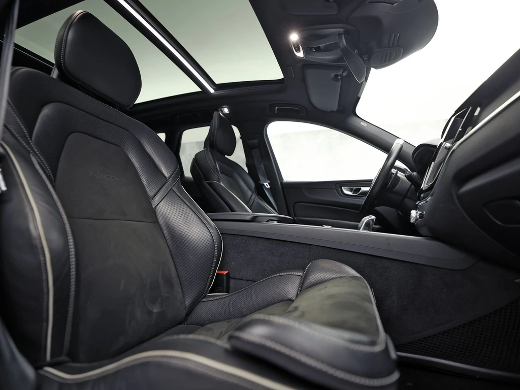 Volvo XC60 – foto 10