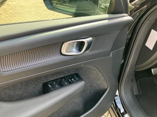 Volvo XC40 – thumbnail 10