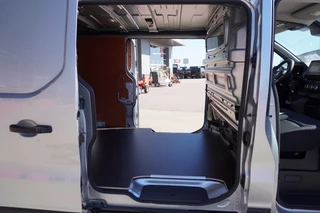 Renault Trafic – thumbnail 16