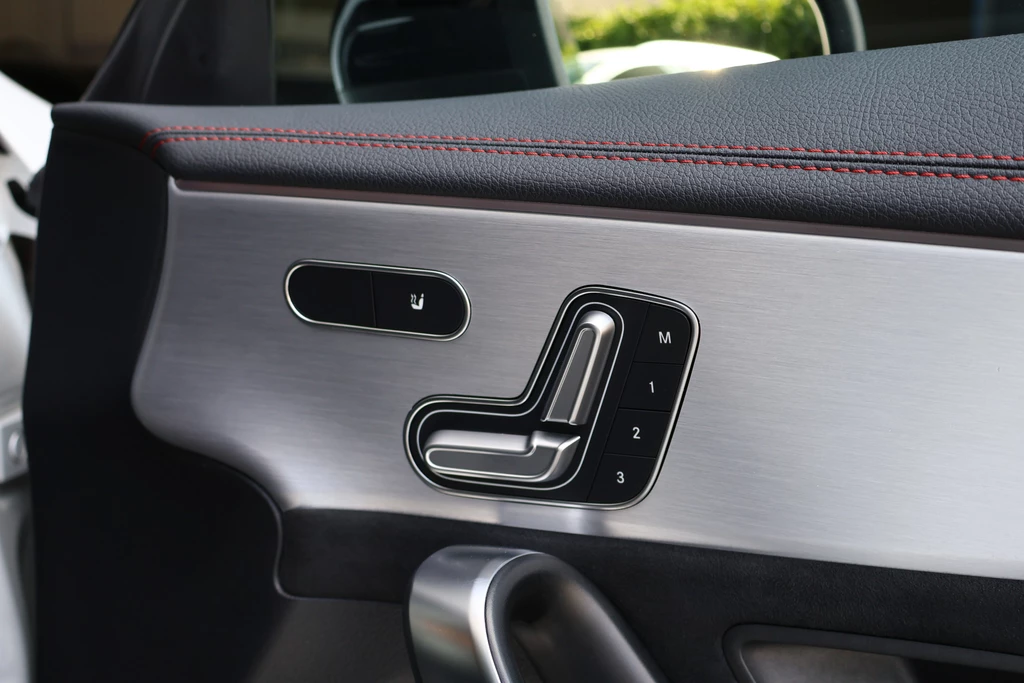 Mercedes-Benz CLA – foto 38