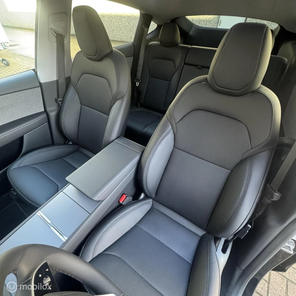 Tesla Model Y – foto 9