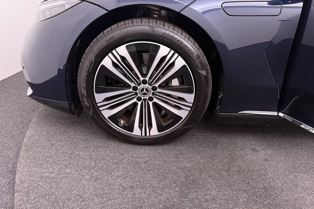 Mercedes-Benz EQS – foto 7