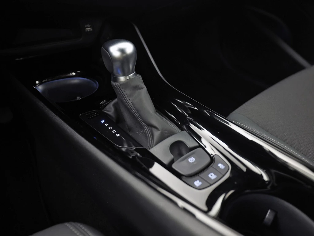 Toyota C-HR – foto 13