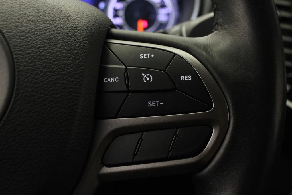 Jeep Cherokee – foto 11