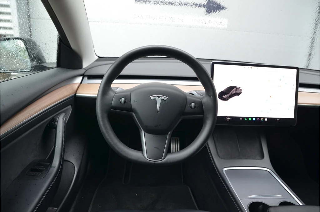 Tesla Model 3 – foto 14