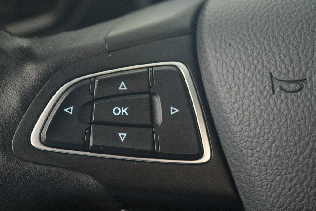 Ford Kuga – foto 11