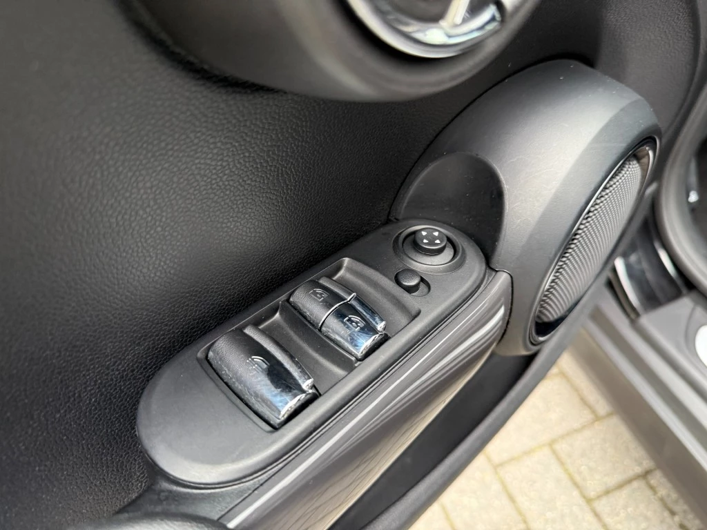 MINI Cabrio – foto 27