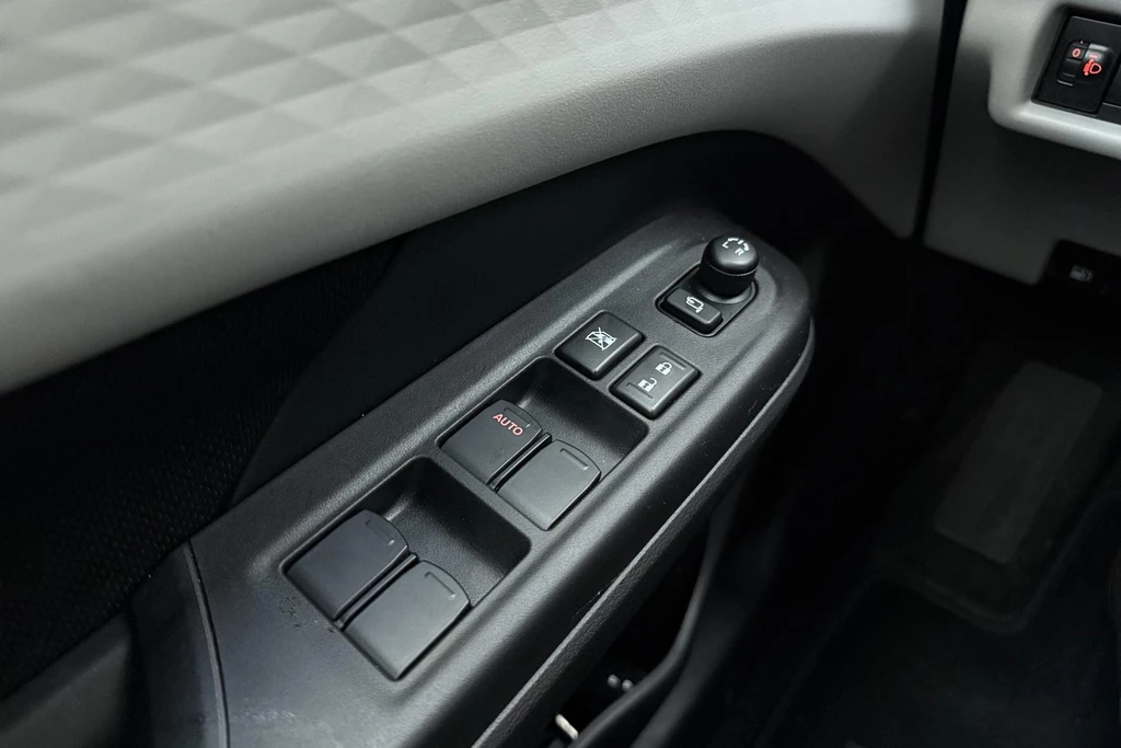 Suzuki Swift – foto 18