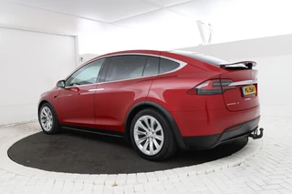Tesla Model X – thumbnail 2