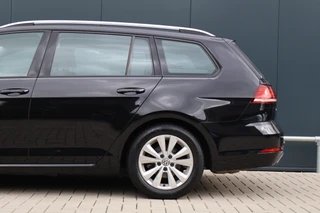 Volkswagen Golf – thumbnail 4
