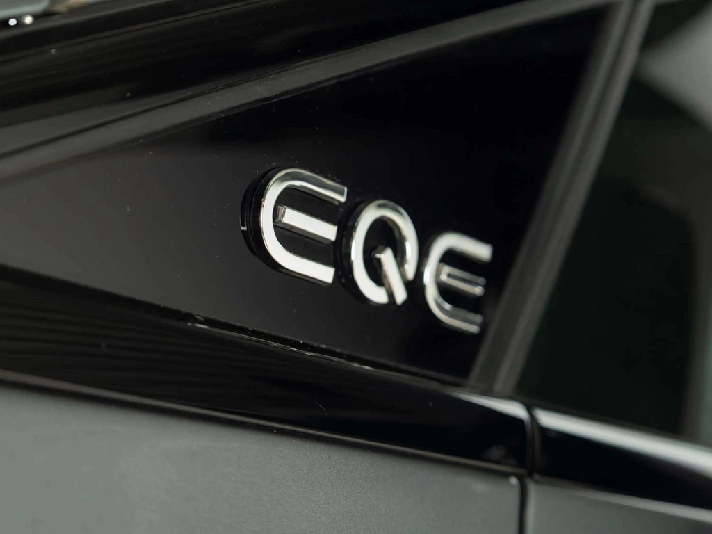 Mercedes-Benz EQE – foto 9