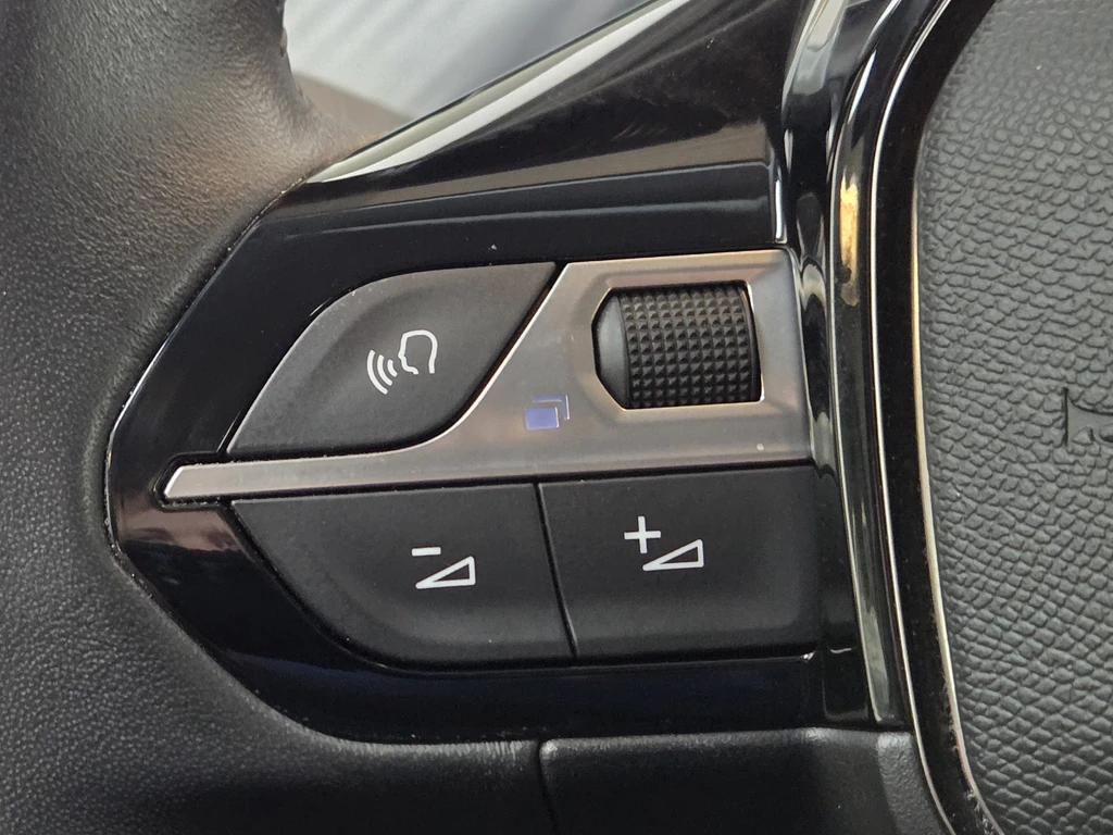 Peugeot 208 – foto 25